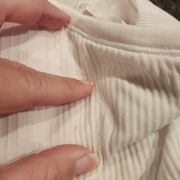 Lululemon Razorback Tank - Picture 5 of 5